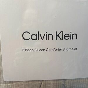 Calvin Klein Neutral 3-Piece Queen Set